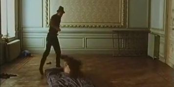 Marion Cotillard Breasts,  Butt Scene  in Chloe (Brooke Ashley)