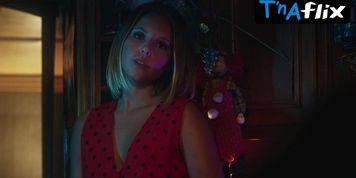 Laura Dutra Lesbian Scene  in Cronica Dos Bons Malandros