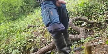 se masturba en el monte botas de caucho trabajo