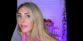Angelique Asmr Lick