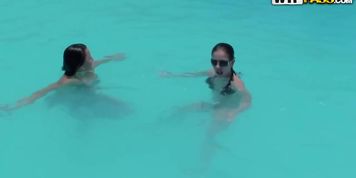 WTF Pass - Egypt porn with hot bikini girls: Day 1 - Me and three sexy girls on vacation!