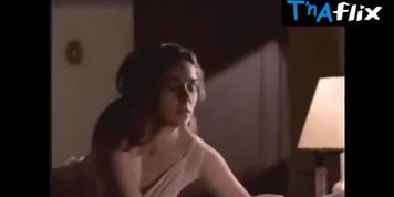 Giulia Gam Breasts Scene  in A Vida Como Ela E