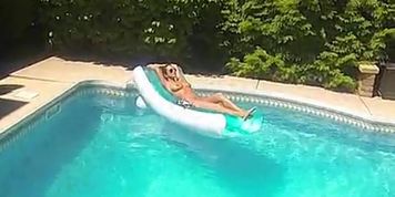 nikki pooi (Nikki Next, Nikki Sims)
