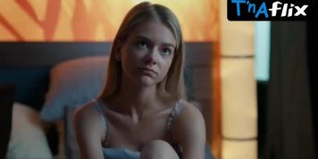 Elizaveta Kononova Sexy Scene  in Kak Ya Stal Russkim