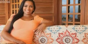 Katiely Kathissumi Ela in photo session for show