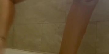 Ashley Matheson Dildo Ride in the Bathtub Video Leaked
