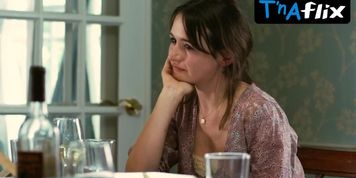 Zooey Deschanel Lesbian Scene  in Our Idiot Brother