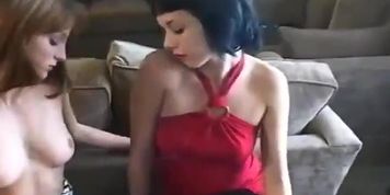 Lesbians Smoking 120s together