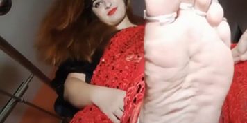#@??????? ????? ??????? ?????? ??????#@MY FEET Red NAILS -@#