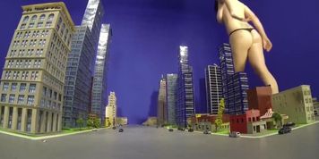 Giantess Vivian Bigger is Better edition