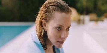 AMANDA SEYFRIED YOU SHOULD HAVE LEFT SEX SCENE
