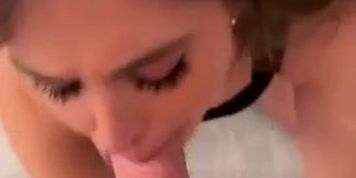 Riley Reid Fucks A Delivery Guy