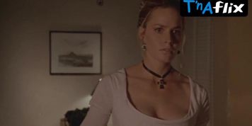 Mariska Hargitay Sexy Scene  in Leaving Las Vegas