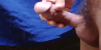 Outdoor Masturbation And Thick Cumshot on December 2024