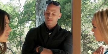 Horny blonde wife Devon convinces busty Raylene into a threesome (Devon Lee, Johnny Sins)