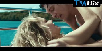 Emma Giegzno Breasts Scene  in King Of Dope