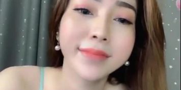Vietnam Hot Woman Sexy Dance Webcam Live Show