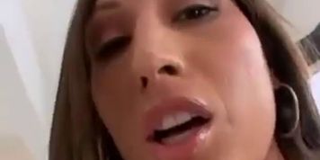 Alexis Breeze and Mike Adriano.flv (Alexis Ramirez)