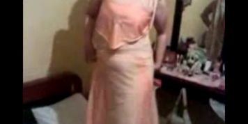 Kuwaiti wife doing anything for Husband on cam - ChoicedCamGirls