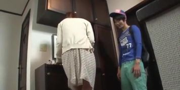 Japanese Mother And Son Quickie