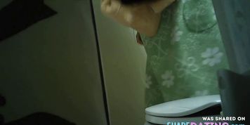 Caught Friends Milf Wife Hidden Cam Toilet Shower