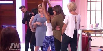 SEXY MILFS TWERKING