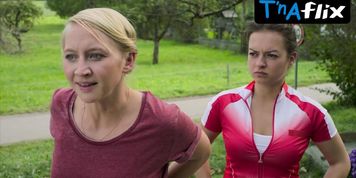 Sophie Von Kessel Underwear Scene  in Wenn Frauen Ausziehen
