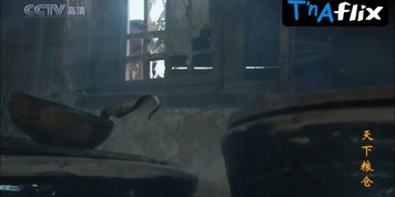Qing Mu Butt Scene  in Tian Xia Cang Liang