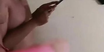 Tante Ita, Godain Satpam Komplek Dan Dibawa Ke Kamar