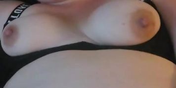 Milf wife wants to get off