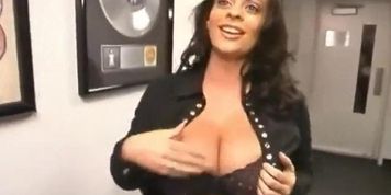 Dupe I Sise (Linsey Dawn McKenzie)