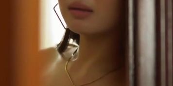 Adriana Roces Breasts Scene  in Pinsala Ng Pinsan