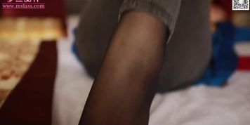 asian in pantyhose
