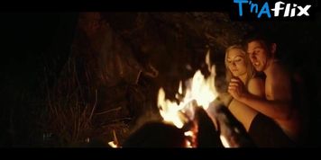 Casey Gagliardi Butt,  Breasts Scene  in Primal Rage