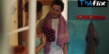 Amelie Plaas-Link Sexy Scene  in Zimmer Mit Stall - Tierisch Gute Ferien