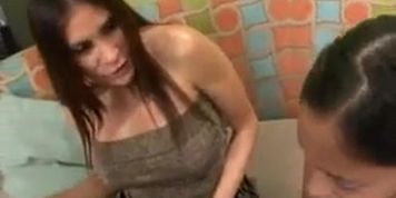 Alexis Love the babysitter