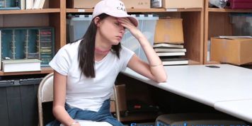Teen shoplifter rubs clit