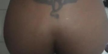  Twerk & cum with skinny Nigerian girl in hotel bathroom 5 (the cumshot)