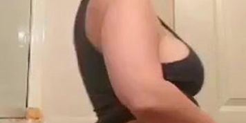 Big ass pawg dancing