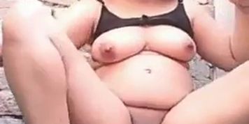 Desi bhabi bathing
