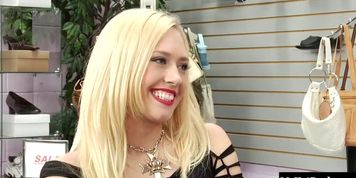 Kelly - video 4