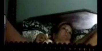 Fast masturbation of milf on bed