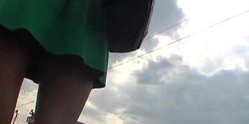 Negligent babe's upskirt