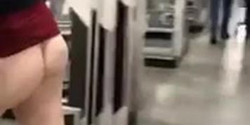milf flash ass in store