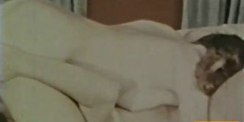 Lesbian Peepshow Loops 588 60s and 70s - Scene 1