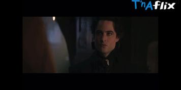 Jennifer Connelly Sexy Scene  in The Sandman