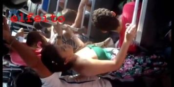 she likes encoxada in bus