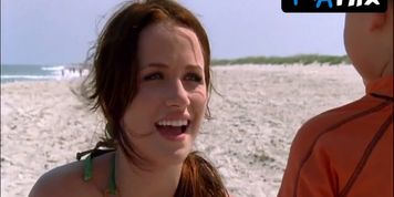 Shantel Vansanten Bikini Scene  in One Tree Hill