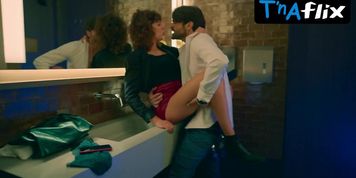 Silma Lopez Sexy Scene  in Valeria (Split Screen)