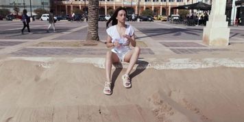 Braless Olivia Wet In White